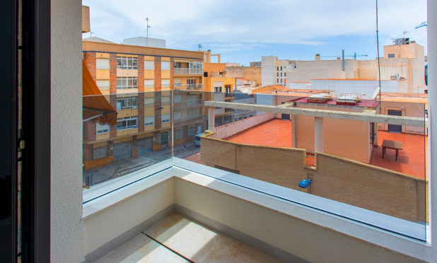 Resale - Apartment / flat - Torrevieja - Playa del Cura