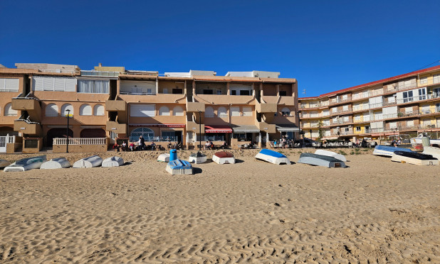 Resale - Apartment / flat - La Mata - 1st Line to the Sea