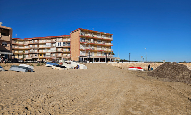 Resale - Apartment / flat - La Mata - 1st Line to the Sea