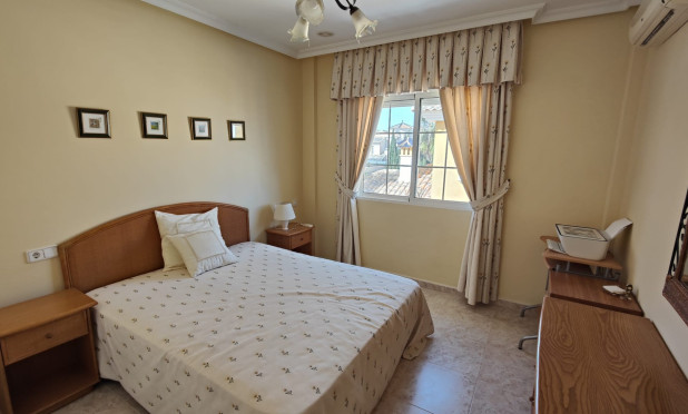 Resale - Villa - Orihuela Costa - La Zenia