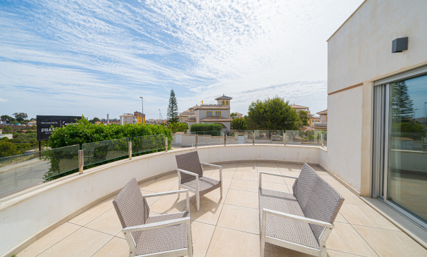 Wiederverkauf - Villa - Orihuela Costa - Lomas de Cabo Roig