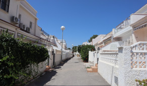 Langfristige Vermietung - Stadthaus - Guardamar del Segura - Urbanizaciones