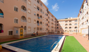 Wiederverkauf - Wohnung - Torrevieja - Centro