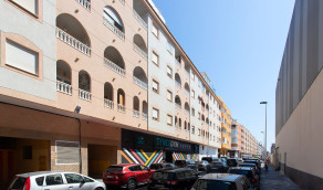 Wiederverkauf - Wohnung - Torrevieja - Centro